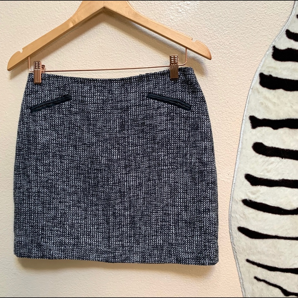 BANANA REPUBLIC Tweed Lined Mini Skirt